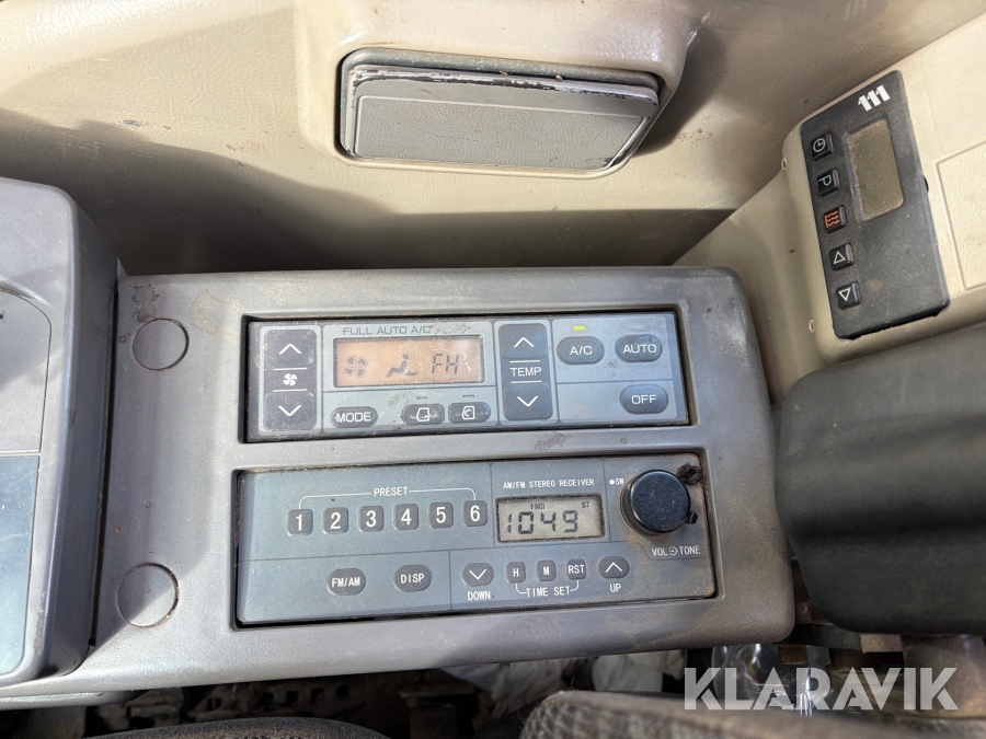 Grävmaskin Hitachi ZX135US-3 Skogsanpassad