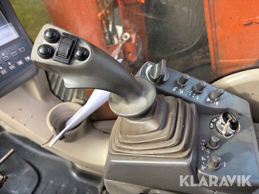 Grävmaskin Hitachi ZX135US-3 Skogsanpassad