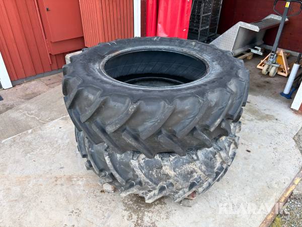 Traktordäck Continental 420/85R34