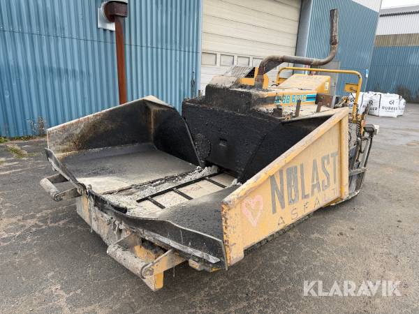 Asfaltsläggare CAT BB 621C