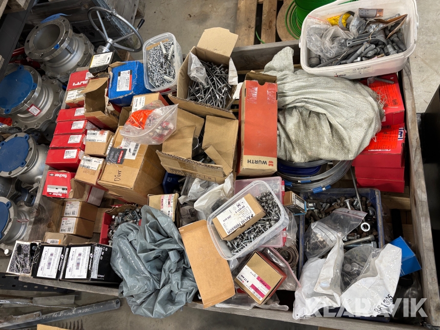 Bultar & skruvar av blandade märken/sorter