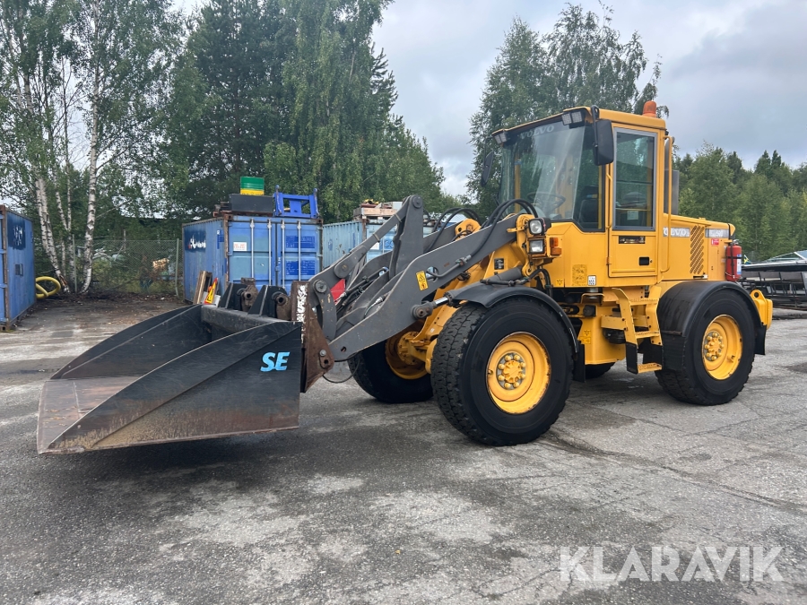 Hjullastare Volvo L50D med skevfäste och planeringsskopa