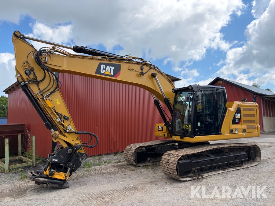 Grävmaskin CAT 323 med Leica GPS-system