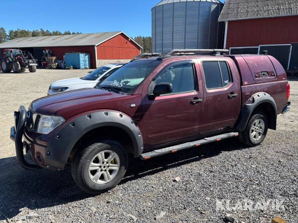 Pickup Nissan Navara Dubbelhytt 2.5 dCi 4X4