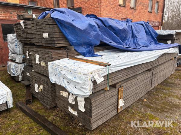 Royal Linolatrall Furu Grå 28x145mm 4,5m Rillad på ovansidan ca2000m