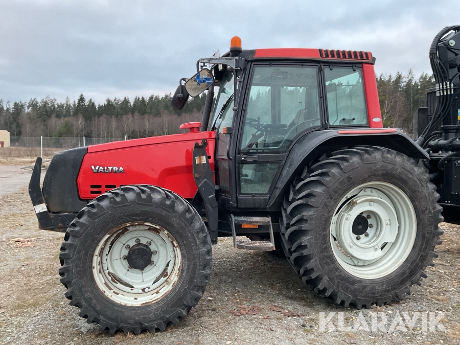 Traktor Valtra 6550-4 Hitech Twintrac