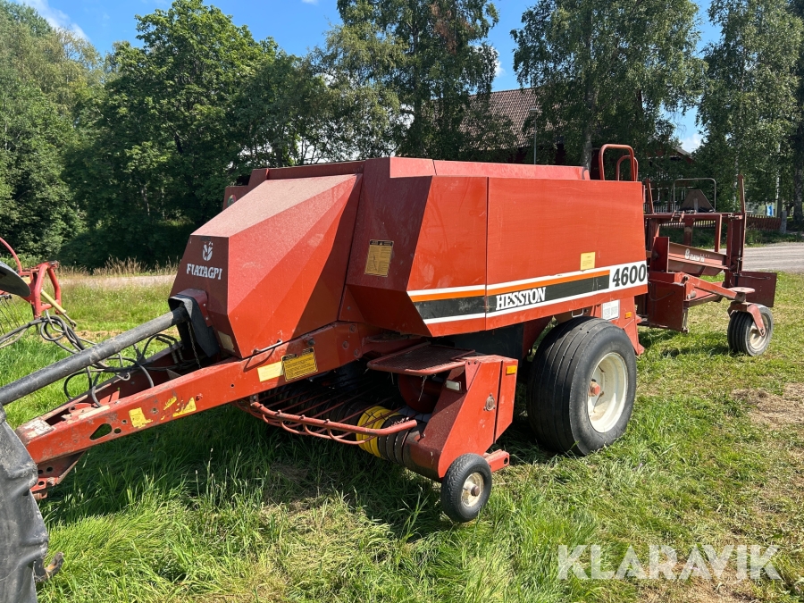 Balpress Hesston 4600