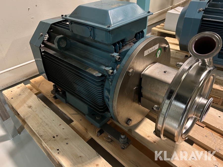 Vattenpump till WFI vatten ABB M2AA 200 MLA 2