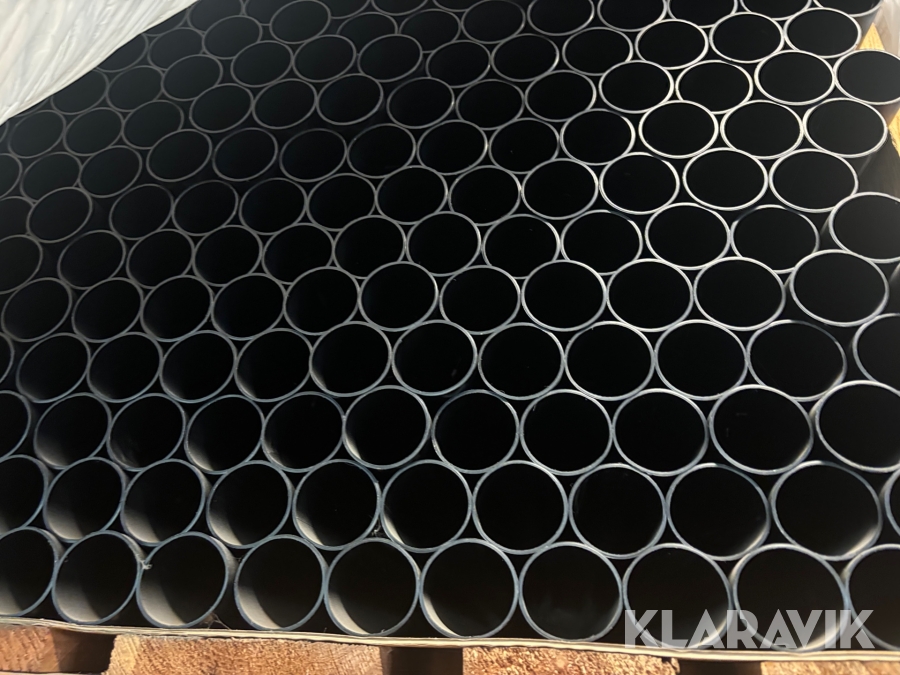 ABS rör svart ca 527 stycken