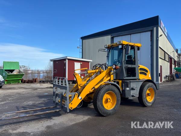 Hjullastare Caise CS915 med redskap