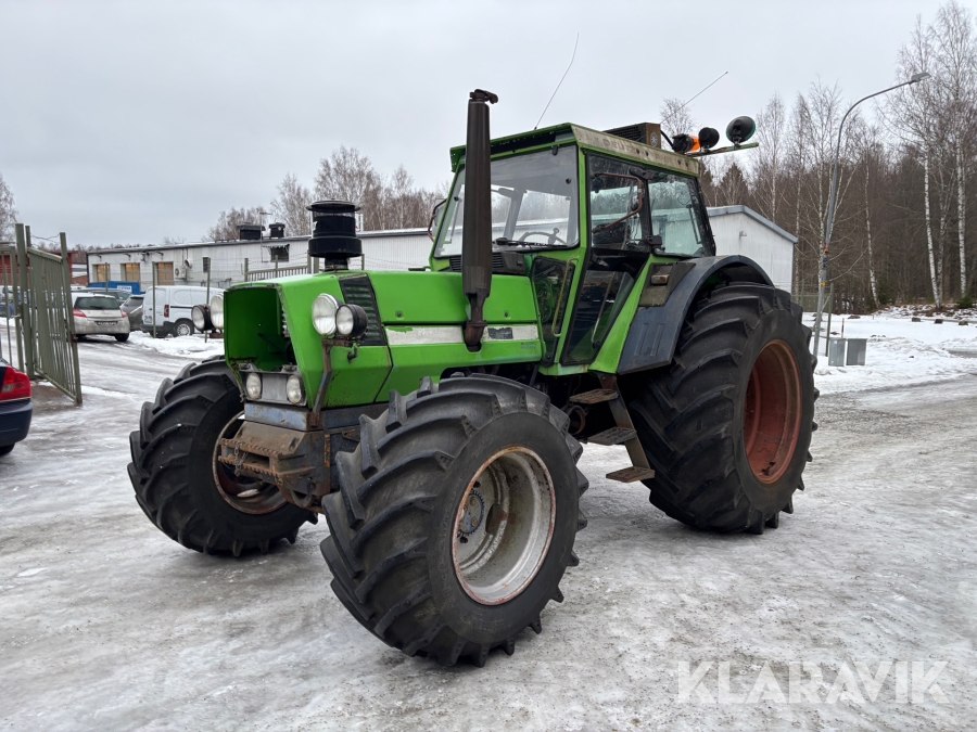 Traktor Deutz-Fahr DX145A