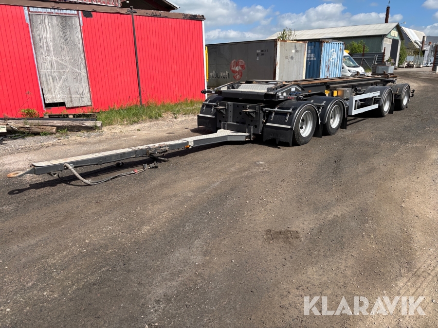 Lastväxlarsläp Parator YS9LT1820 4 axlad