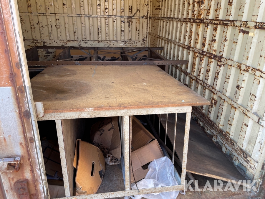 Container