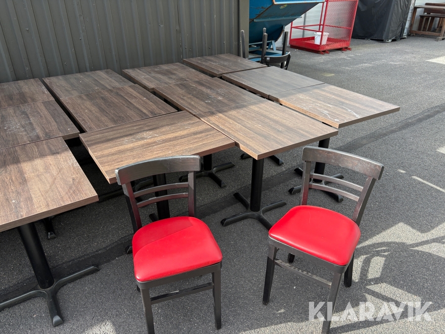 Restaurangmöbler 26 stolar 21 bord