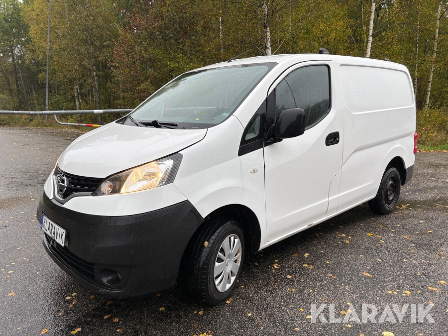 Skåpbil Nissan NV-200