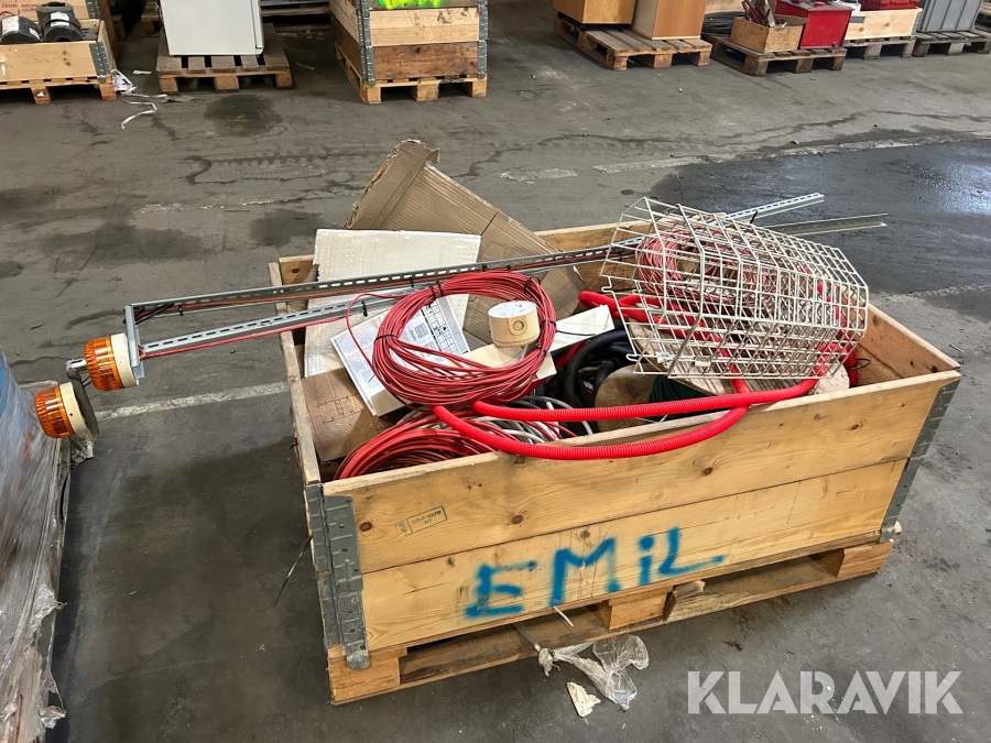 Kablar, brandlarmsdetaljer med mera