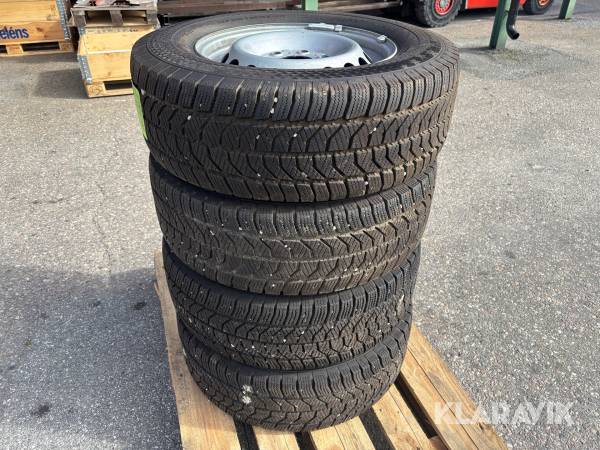 Vinterdäck Pirelli 235/65-16C