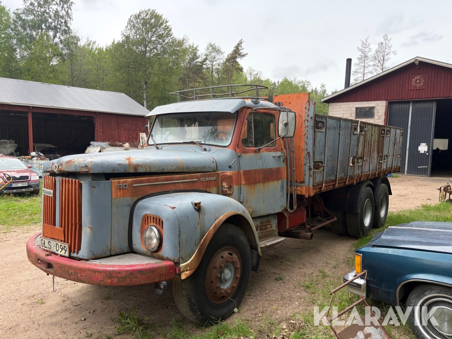 Veteranlastbil Scania 110 Super Trevägstipp