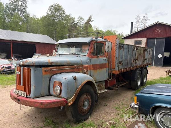 Veteranlastbil Scania 110 Super Trevägstipp
