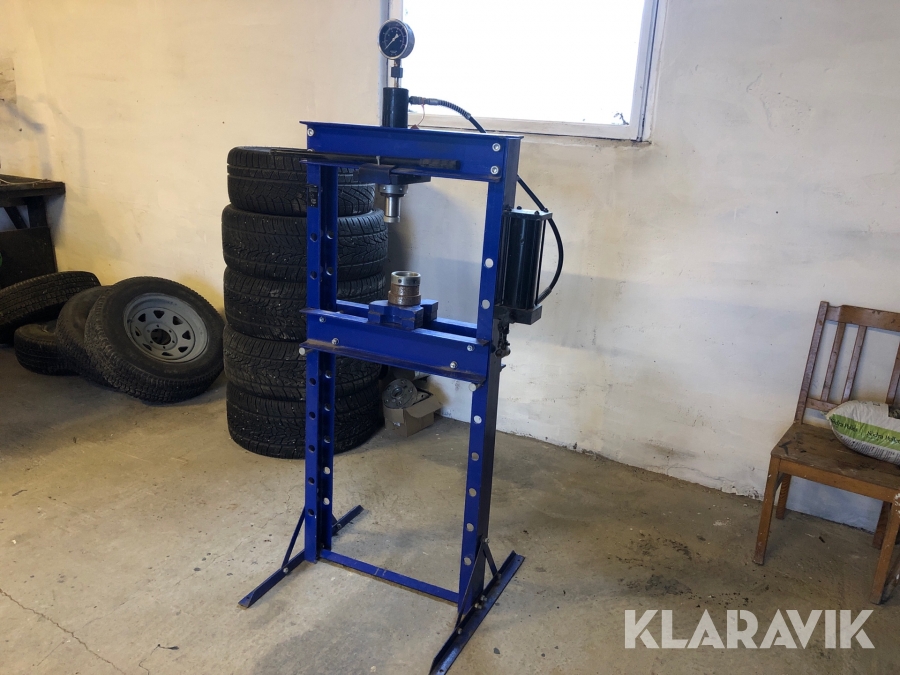 Hydraulisk press Biltema 20 ton