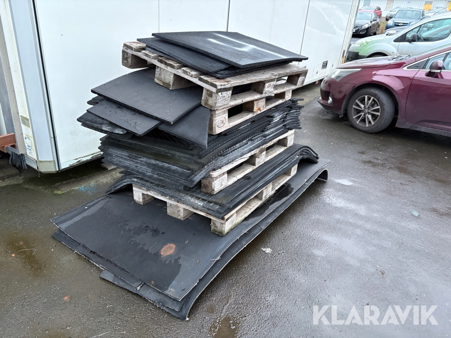 Ko-bås mattor ca 20st