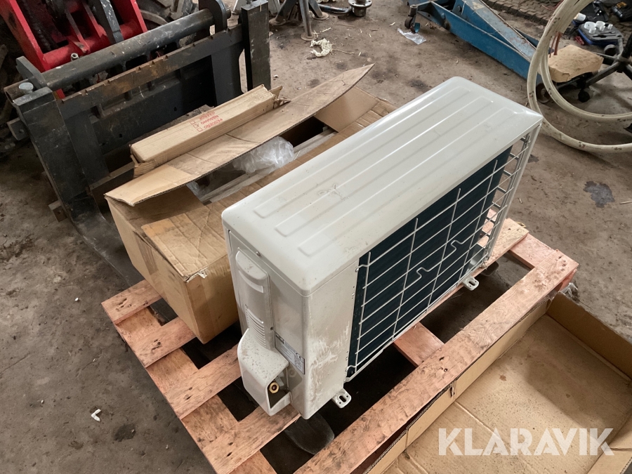 Luftvärmepump Remko RKS 435 H luft/luft med fästen