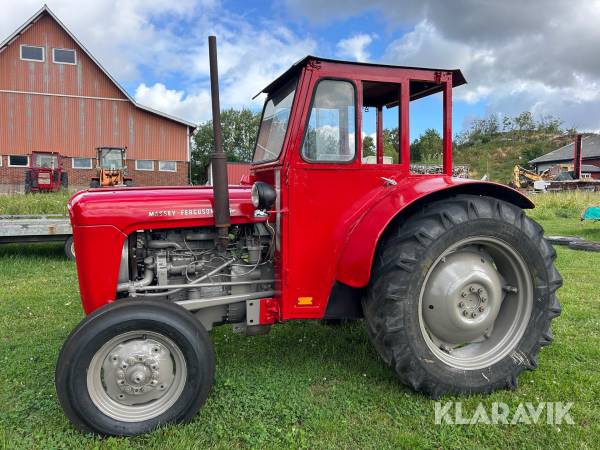 Traktor Massey Ferguson 35 från 1961