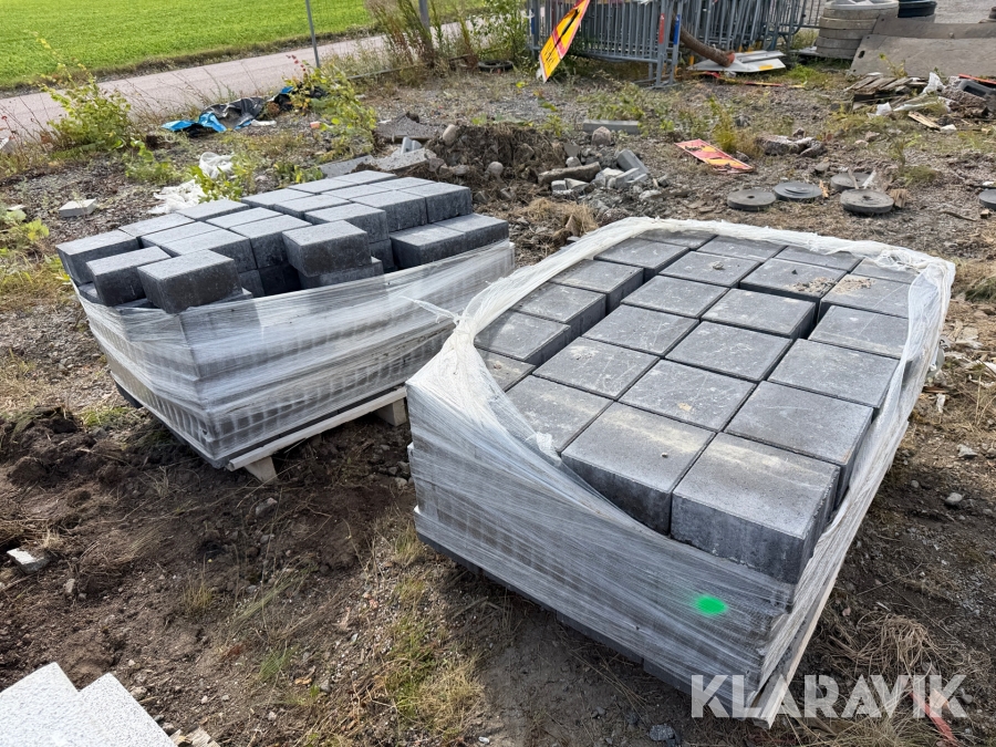 Betongmarksten St Eriks Munksten 210x210x100 ca 10m2