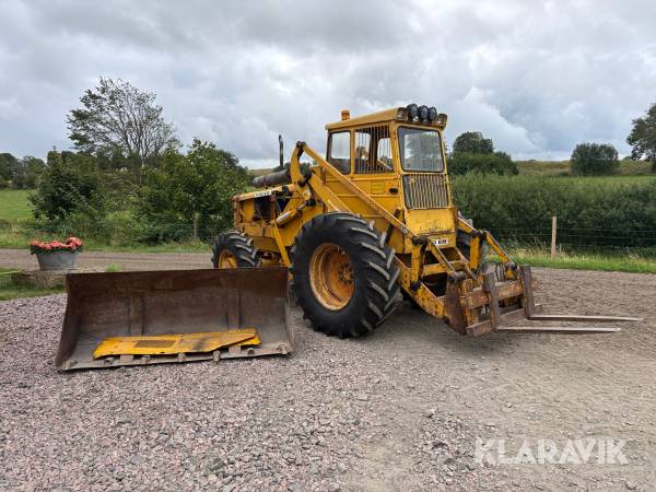 Baklastare Volvo BM LM 621 (ombyggd 641) med skopa & gafflar