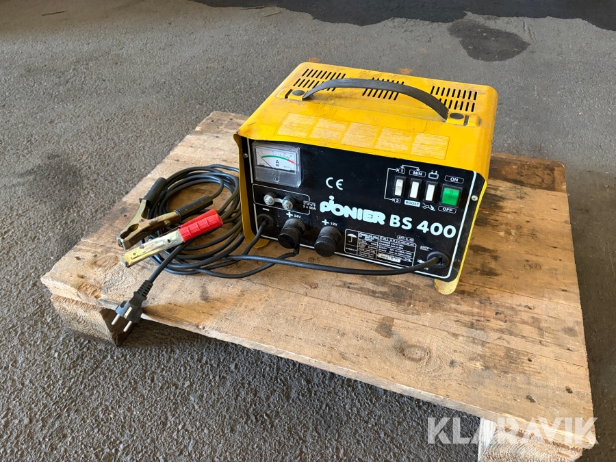 Batteriladdare Ponier BS 400 12 / 24V och starthjälp