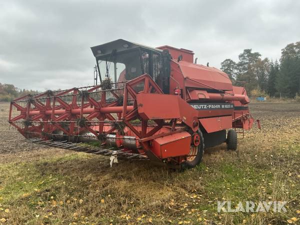 Skördetröska Deutz-Fahr M1620 V8 motor