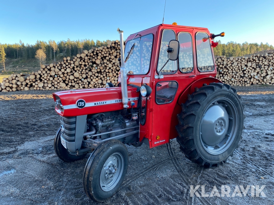 Veterantraktor Massey Ferguson 135