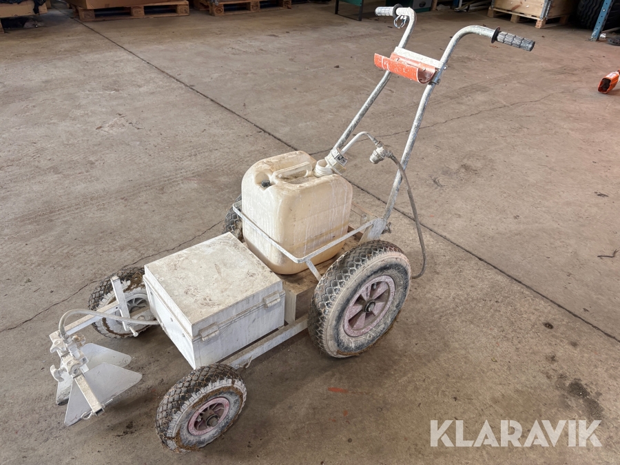 Linjemålare till fotbollsplan