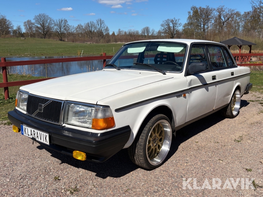 Volvo 240
