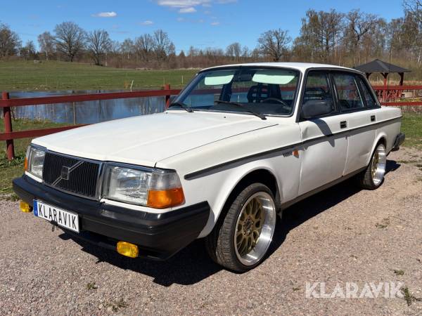 Volvo 240