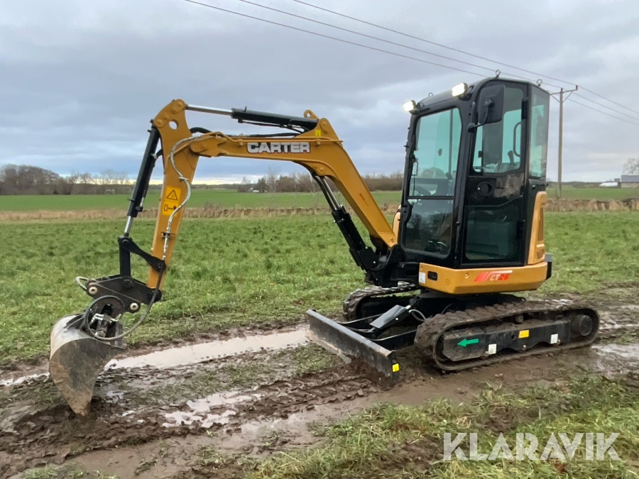 Grävmaskin Carter CT26 med flera redskap