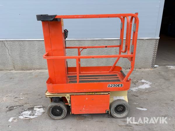 Pelarlift JLG 1230 ES ny batterier