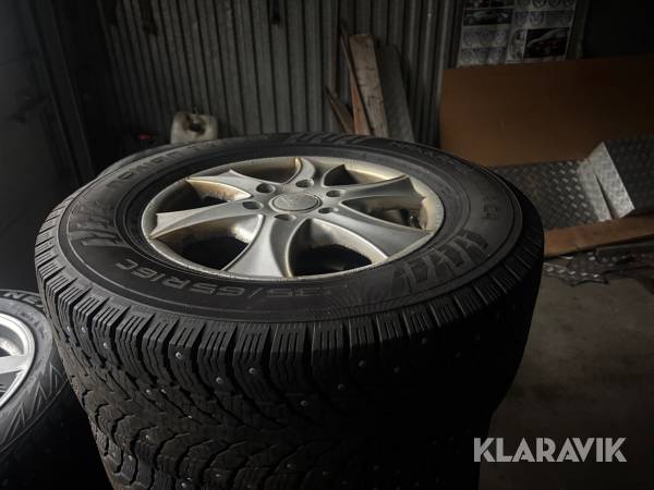 Vinterhjul Nokian 235/65R16C 4st