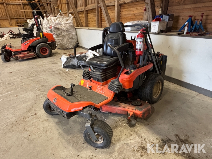 Åkgräsklippare Kubota GZD21 med uppsamlare