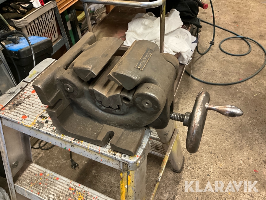 Skruvstycke till fräs