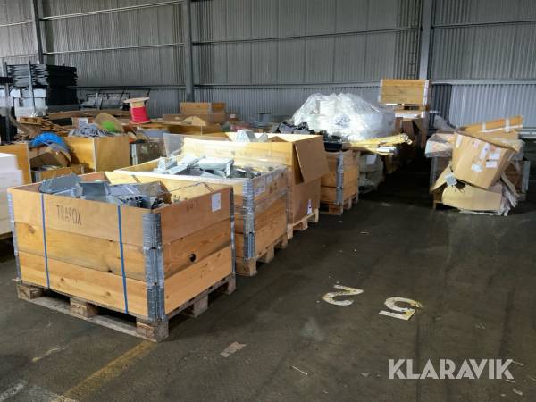 Stort parti diverse aluminium och galvat material 22st pall