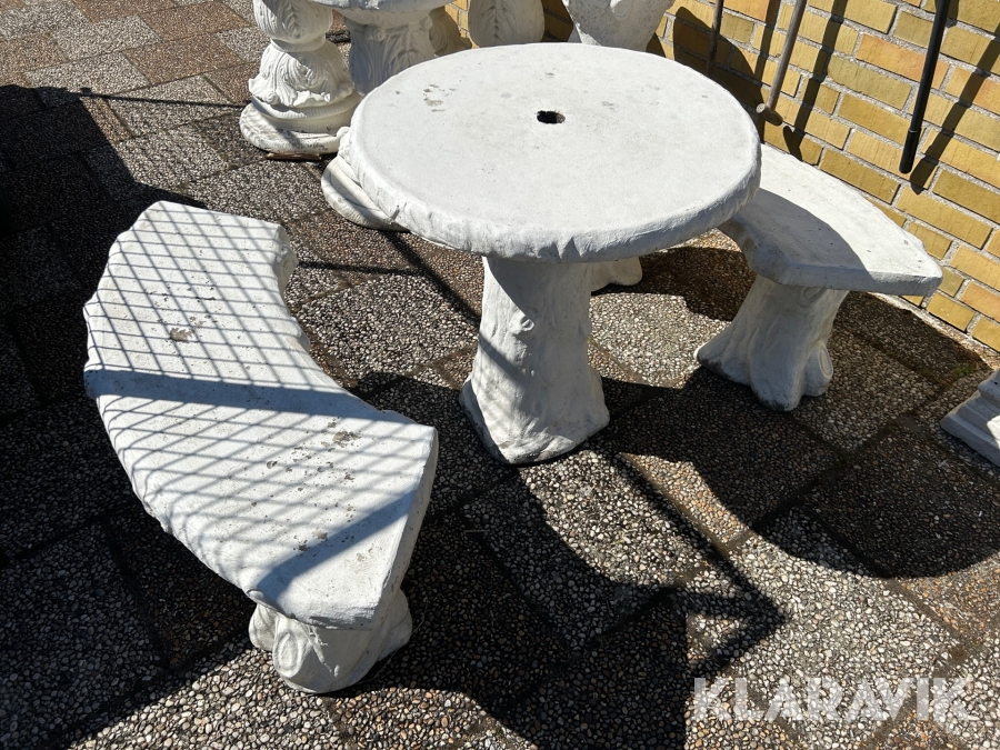 Utemöbler i betong