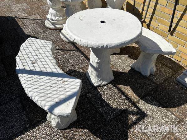 Utemöbler i betong