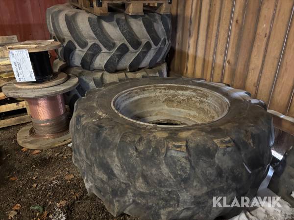 Hjul till huddig United 600/65-34 3st med fälg