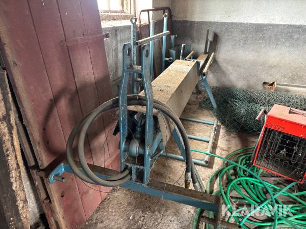 Vedklyv NE-MA 3-punkt hydraulisk med bord