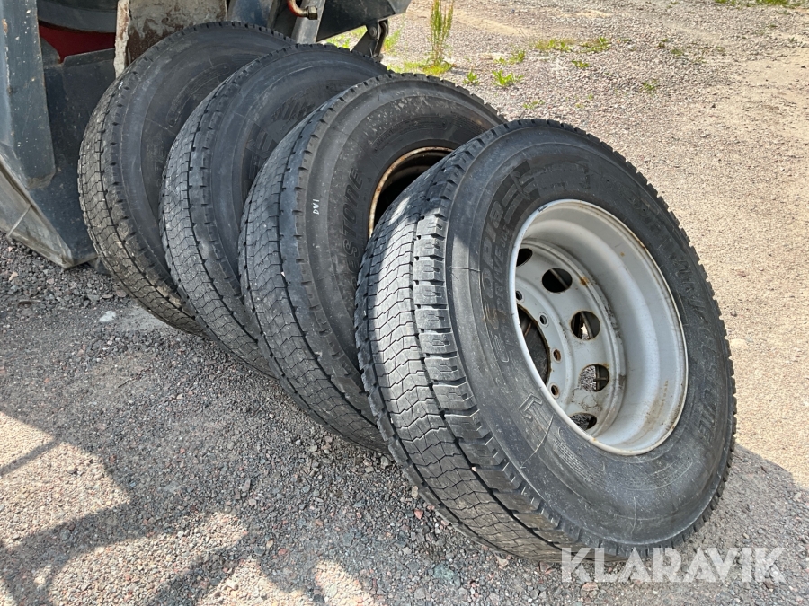 Lastbilsdäck Bridestone 315/70R22,5 4st