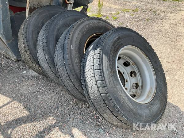 Lastbilsdäck Bridestone 315/70R22,5 4st