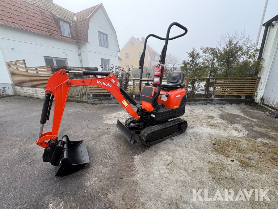 Grävmaskin Kubota K008-3 Med maskinsläp och skopor