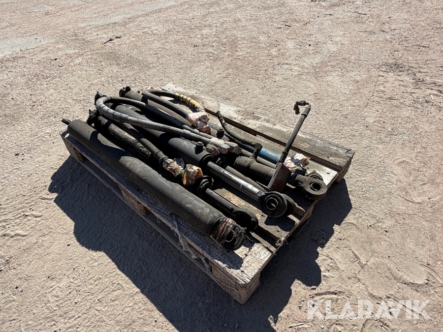 Diverse Hydraulkolvar i olika storlek