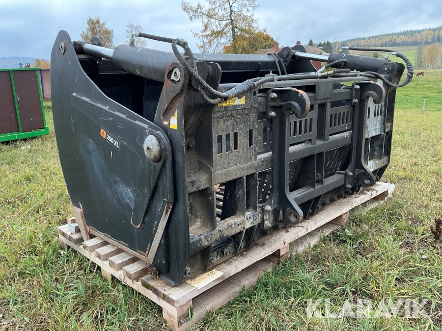 Silocut Avant XL F 250 80x80 Stora BM